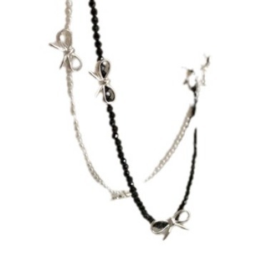 Shi Jia Zheng's round pearl patchwork bow necklace is a fashionable, exquisite and niche collarbone chain necklace with a light luxury and high-end feel for women Item Picture