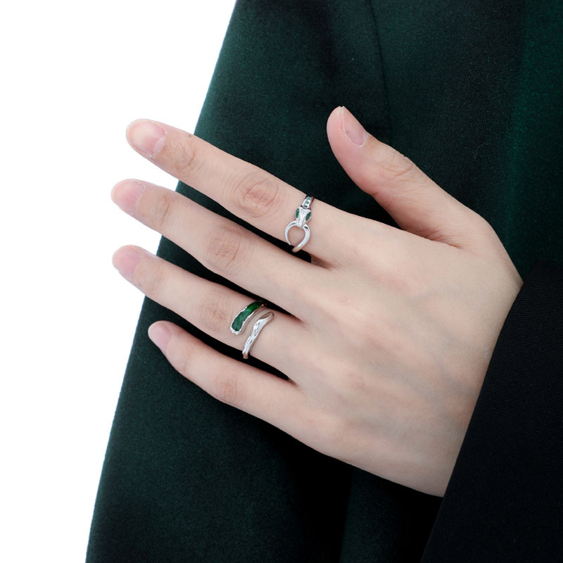 A niche design sense zircon Slytherin Snake House open ring for women on Instagram, with a cold and unique style, trendy and cool food ring Specification drawing