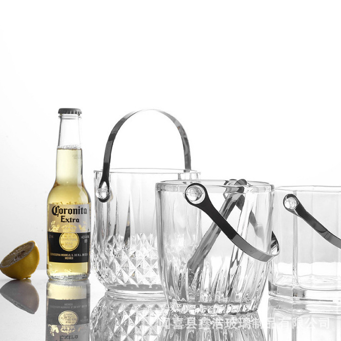 Wholesale diamond ice buckets, glass transparent ice cube buckets, plastic champagne buckets, portable small ice buckets, KTV and bar supplies details Picture