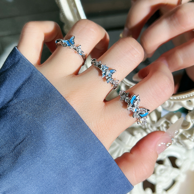 New best-selling, niche design blue butterfly couple rings for women, light luxury, individual and fashionable gradient butterfly best friend rings details Picture
