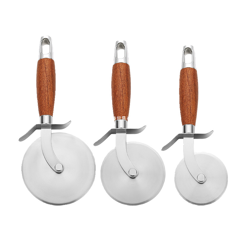 Stainless steel pizza rounder knife, pizza knife for cutting dough, hotel household special tool, commercial 430 material blade Item Picture
