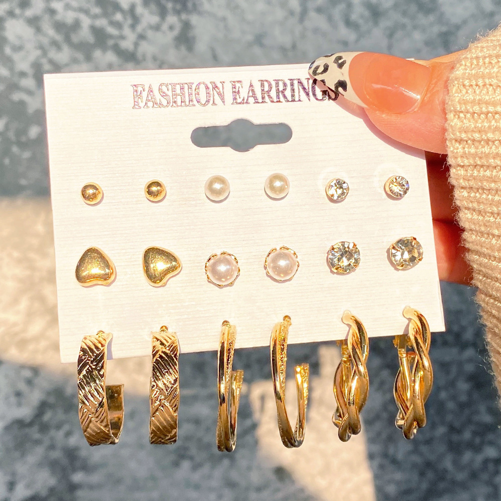 Korean jewelry world AliExpress cross-border pearl C-shaped earrings, triangular stud earrings, diamond-encrusted earrings, round set earrings details Picture