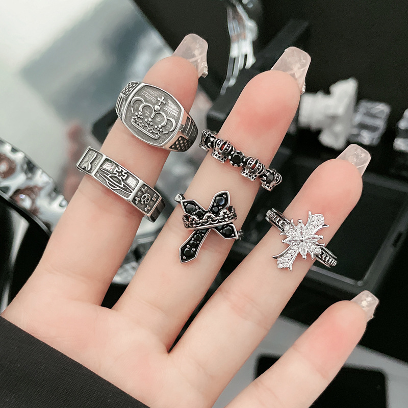 European and American dark cross Saturn retro aged open ring, a cold and niche boyfriend style ring for women on Instagram details Picture