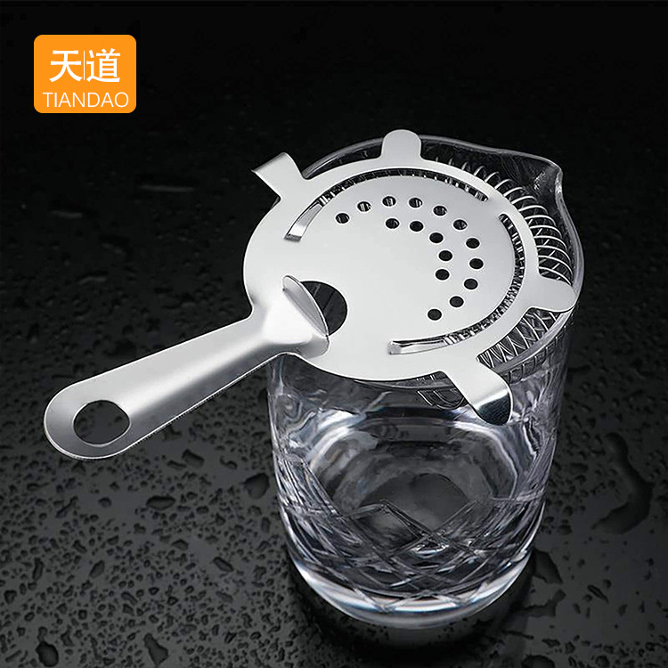 Stainless steel ice filter, four-ear ice separator, bar cocktail mixer, coffee and milk tea ice filter tool Specification drawing