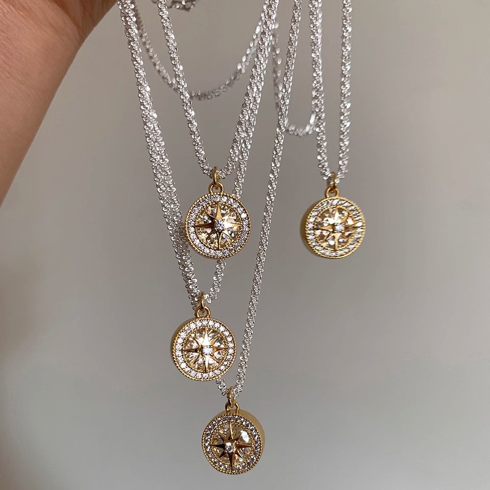 Korean-style micro-inlaid zircon octagonal necklace, a woman's personality, light luxury, versatile, fashionable and niche design collarbone chain Application Scenario
