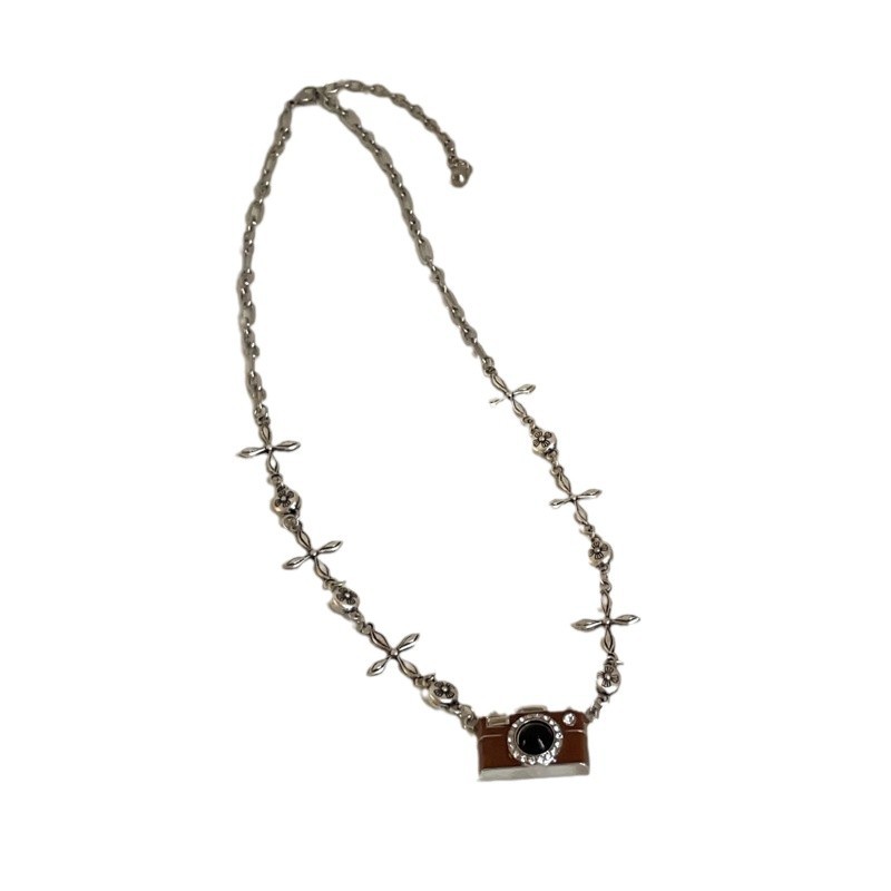 Exaggerated retro brown camera necklace, female personality, hot girl, hip-hop fashion, trendy temperament, versatile neck chain, sweater chain Item Picture