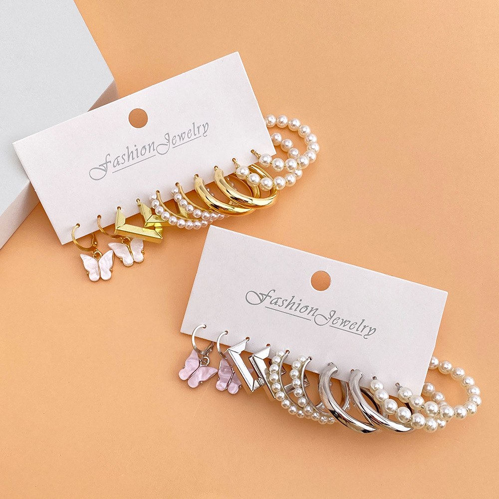 Cross-border best-selling geometric C-shaped set acrylic earrings, multiple pairs of European and American creative butterfly pearl pendant earrings Application Scenario