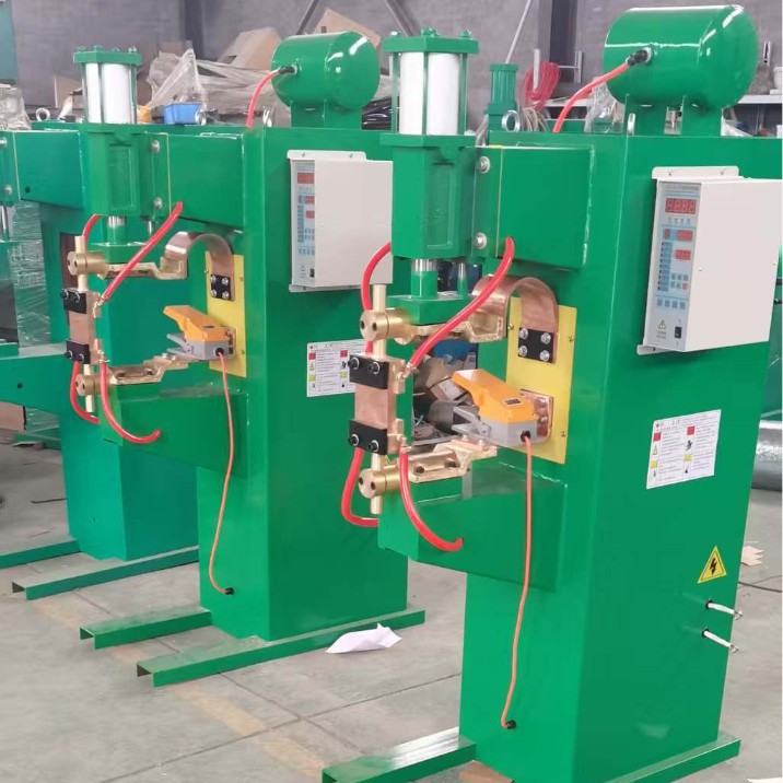 Stainless steel wire mesh welding machine, spot welding machine, multi-head mesh, pneumatic spot welding machine, foot-operated traceless small spot welding details Picture