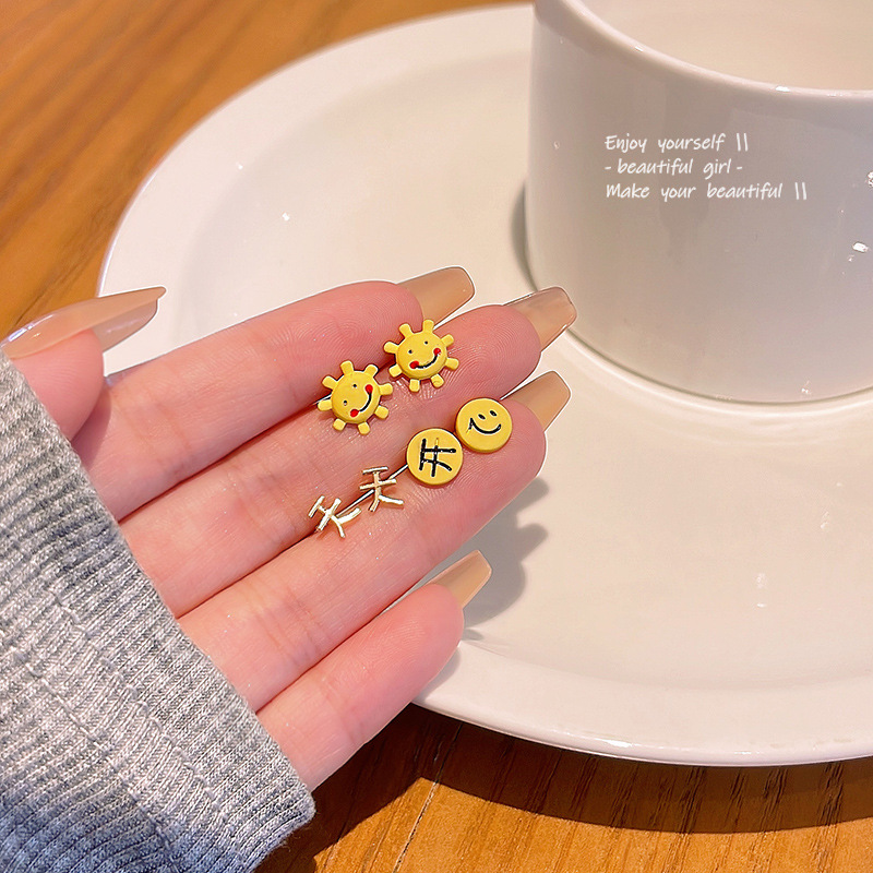 Fun Three-pair set of text earrings for women, 925 silver needle, small and simple mini earrings, no need to remove earrings when sleeping full figure