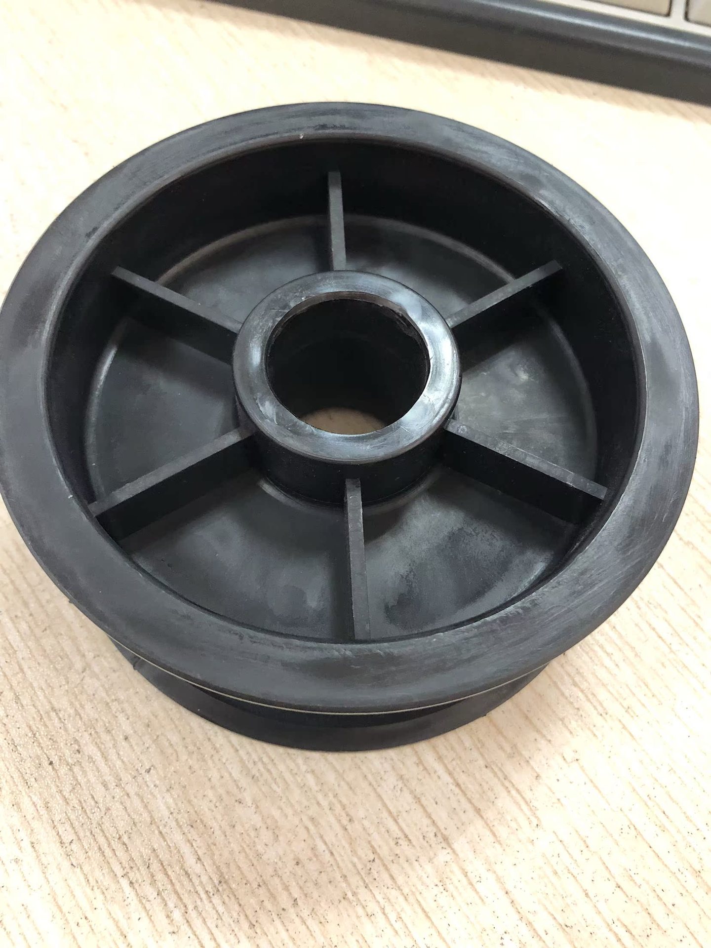 Chain plate sprocket injection molded integral gear, driving wheel, driven wheel, driven wheel, 21 teeth, inner hole 30 undefined