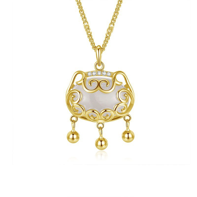 Xiangyun cat's eye stone Peace Lock National Trend style pendant, niche design, high-end feel, titanium steel necklace, women's collarbone chain wholesale Item Picture