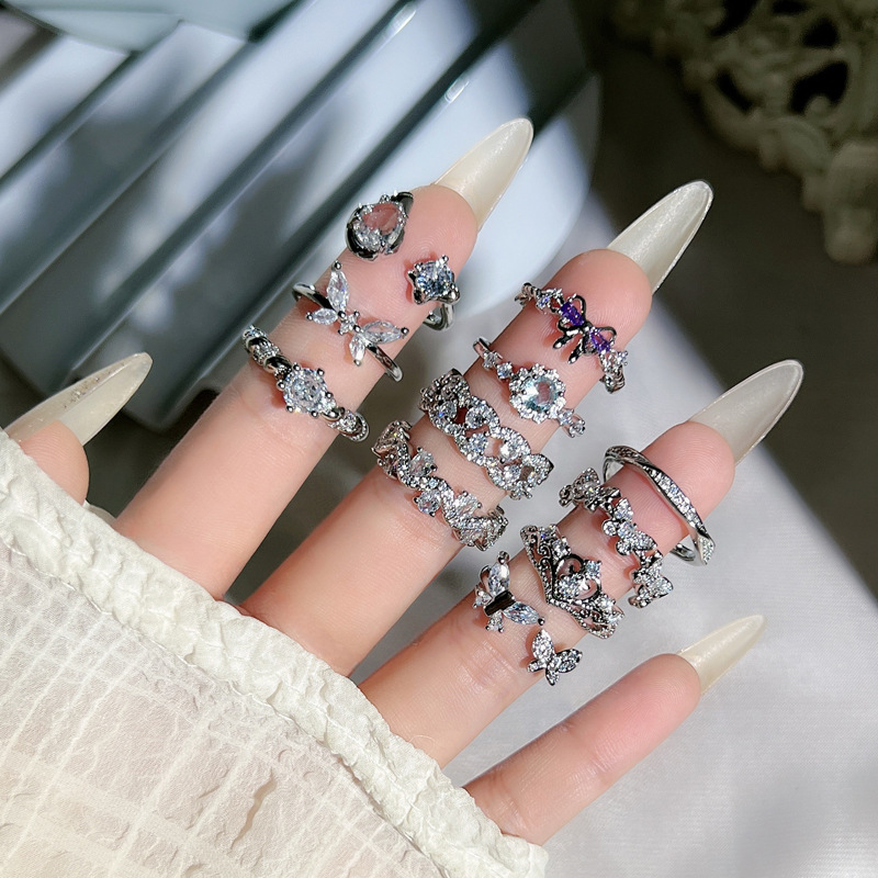 Korean-style simple, light luxury and high-end, slightly inlaid zircon butterfly opening ring, a unique and cold quality index finger ring for women full figure