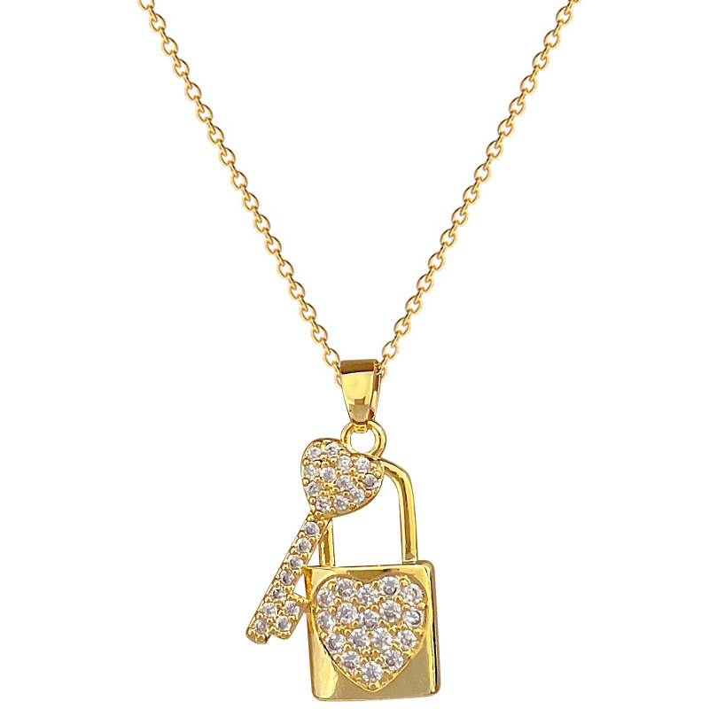 【 Titanium Steel 】 Key heart lock, light luxury and elegant, full diamond necklace, versatile collarbone chain, titanium steel chain for women Item Picture