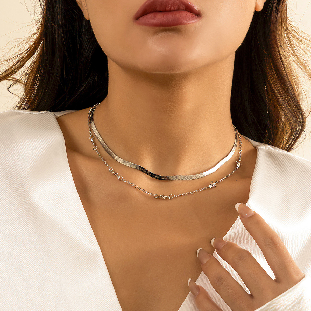 European and American cross-border jewelry punk double-knot wrapped hip-hop necklace, unique metal chain, niche necklace for women Specification drawing