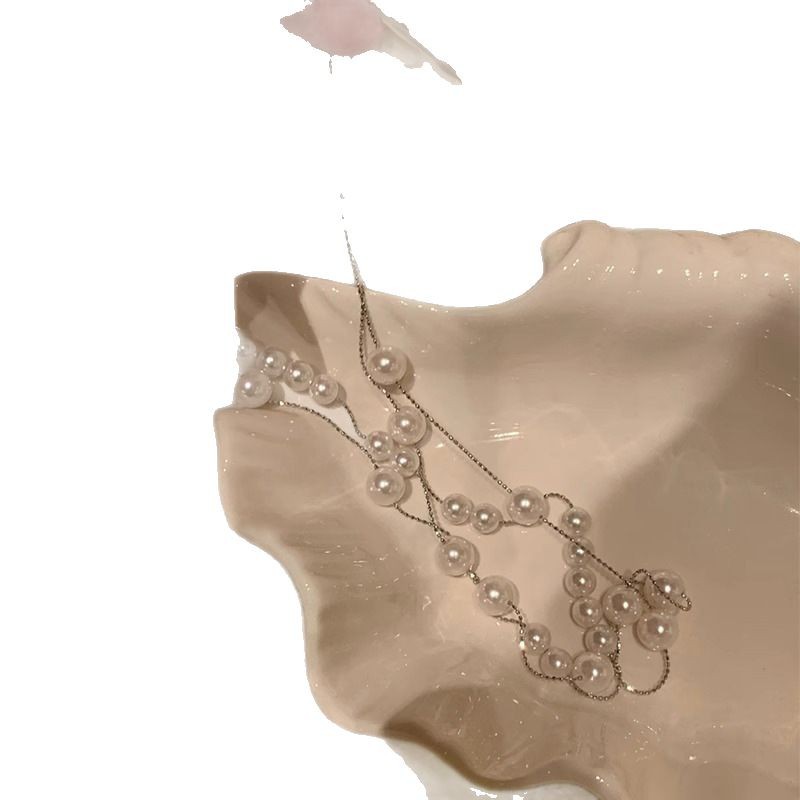 Long Shi Family Starry Sky Pearl necklace, a light luxury and niche design for women, with a grand and elegant collarbone necklace Item Picture