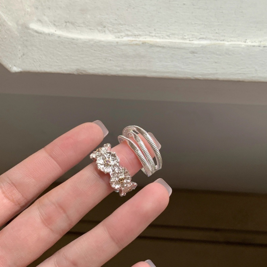 Retro multi-layered wrapped zircon texture flower ring, high-end women's index finger ring, ins cold style open ring details Picture