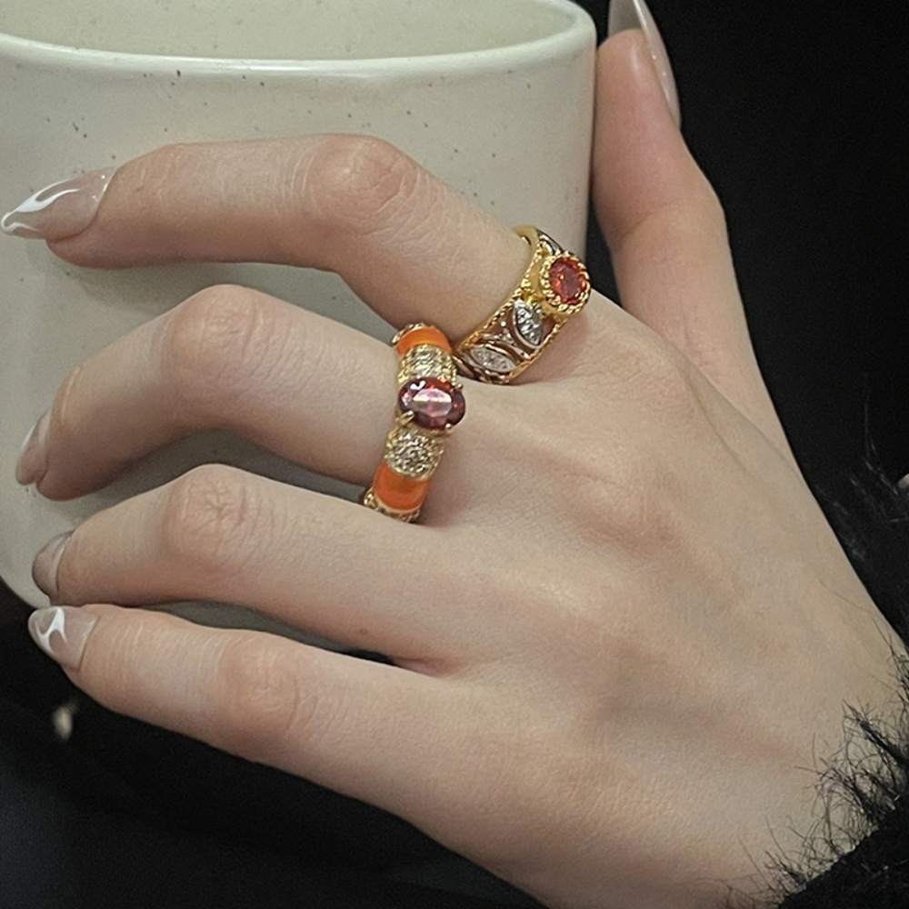 A medieval European court vintage pigeon blood red gemstone gold ring for women, a classical and nostalgic antique open-mouth ring Application Scenario