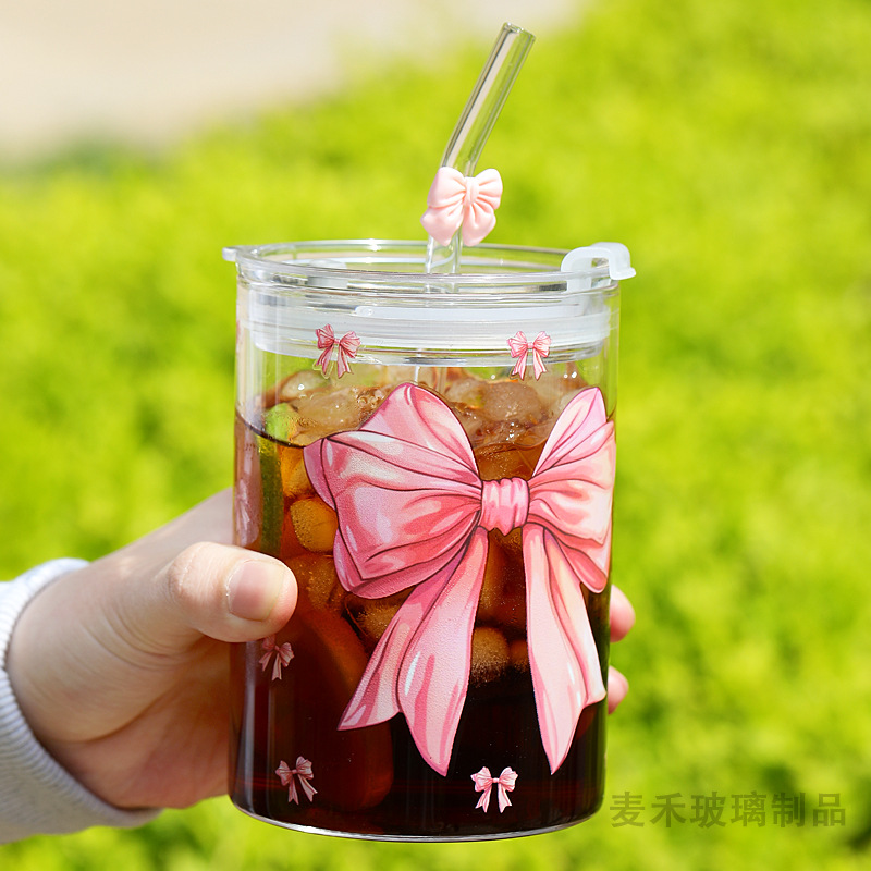 Large-capacity ins high appearance level Internet celebrity pattern high borosilicate girlish heart bow, fresh and light straw souvenir cup Specification drawing