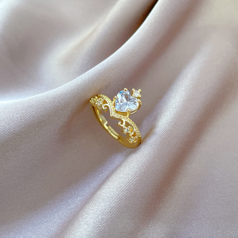 【 Real Gold 】 Crown heart Full Diamond ring with adjustable opening, simple Japanese-style ring couple rings Application Scenario