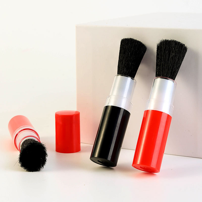 Retractable cleaning brushes, electrical cleaning brushes, keyboard brushes, digital camera cleaning supplies, and portable cleaning brushes Application Scenario