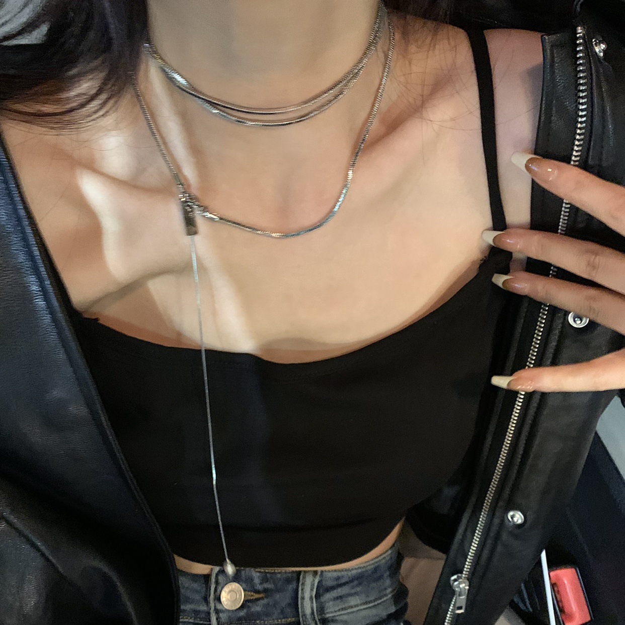 The shop owner highly recommends it! Versatile and personalized! Pearl necklace, elegant socialite, collarbone chain, feminine, niche new style Application Scenario