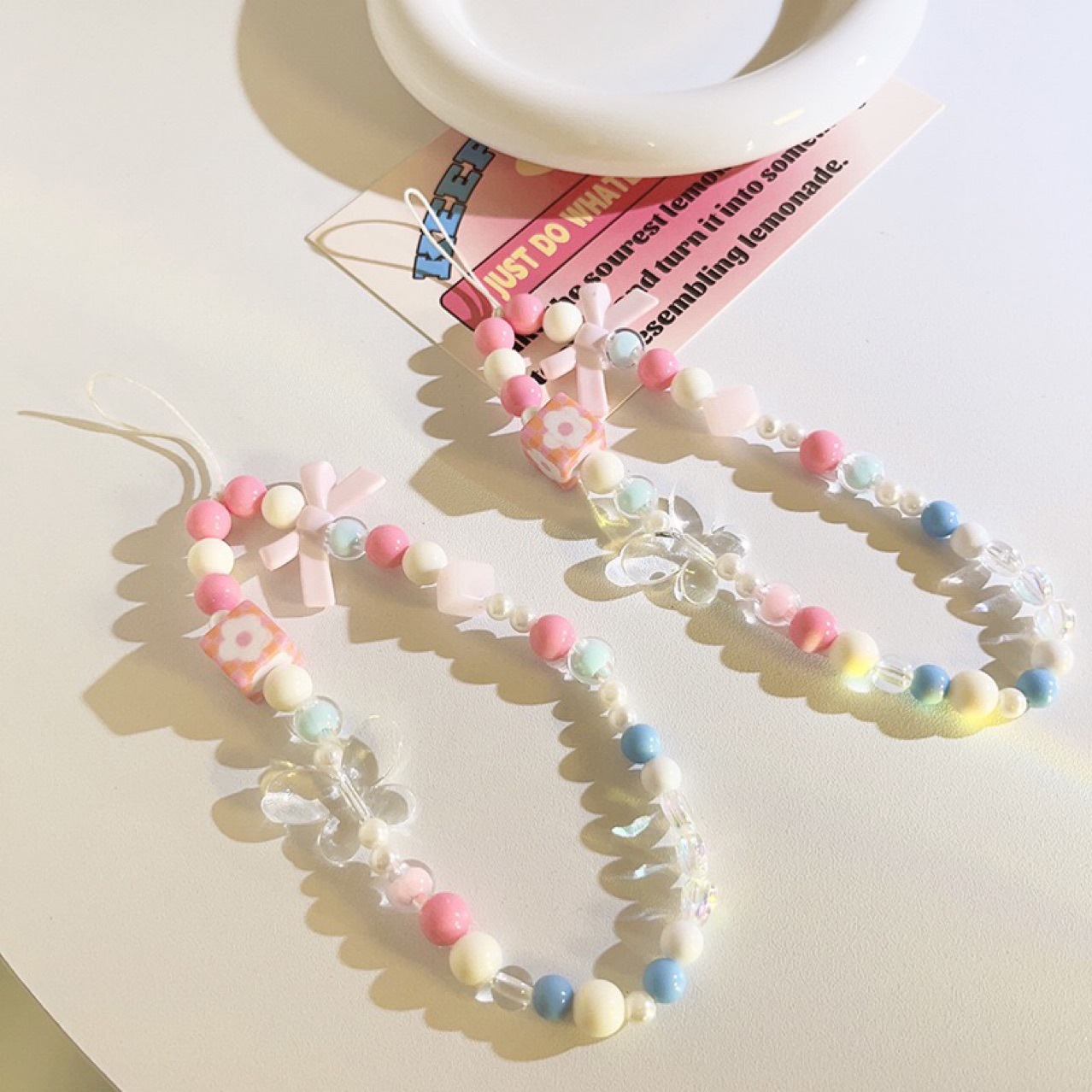 Bow pink Magic cube flower mobile phone chain for women, ins style, fashionable and fresh wrist pendant, handcrafted beaded chain Specification drawing