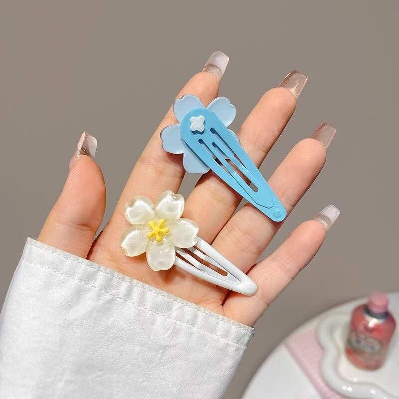 Spring and summer children's cherry blossom hair clips, sweet and cute flower bangs, side clips, and girls' hair clips at the back of the head are all on sale Application Scenario