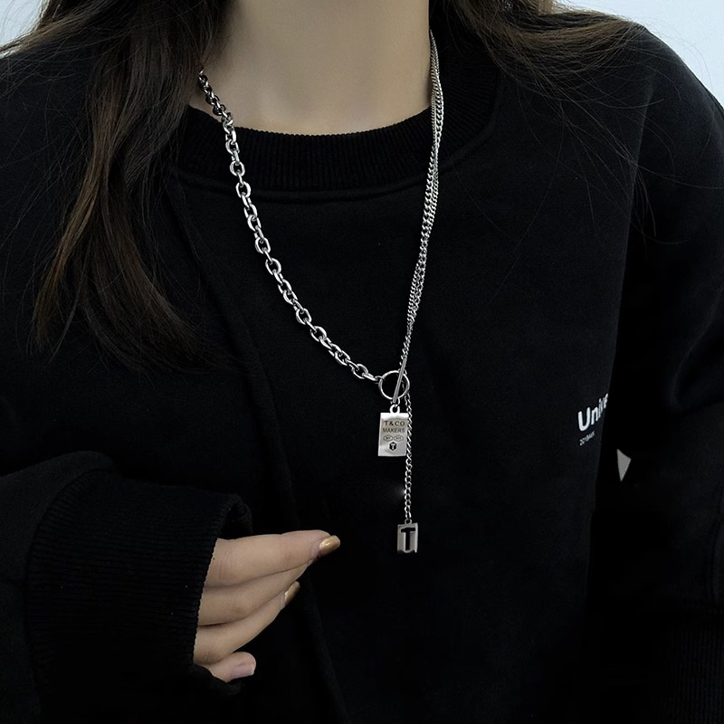 Long titanium steel sweatshirt necklace for women, light luxury and niche, paired with sweater chain, high street men, trendy hip-hop androgical style accessories Specification drawing