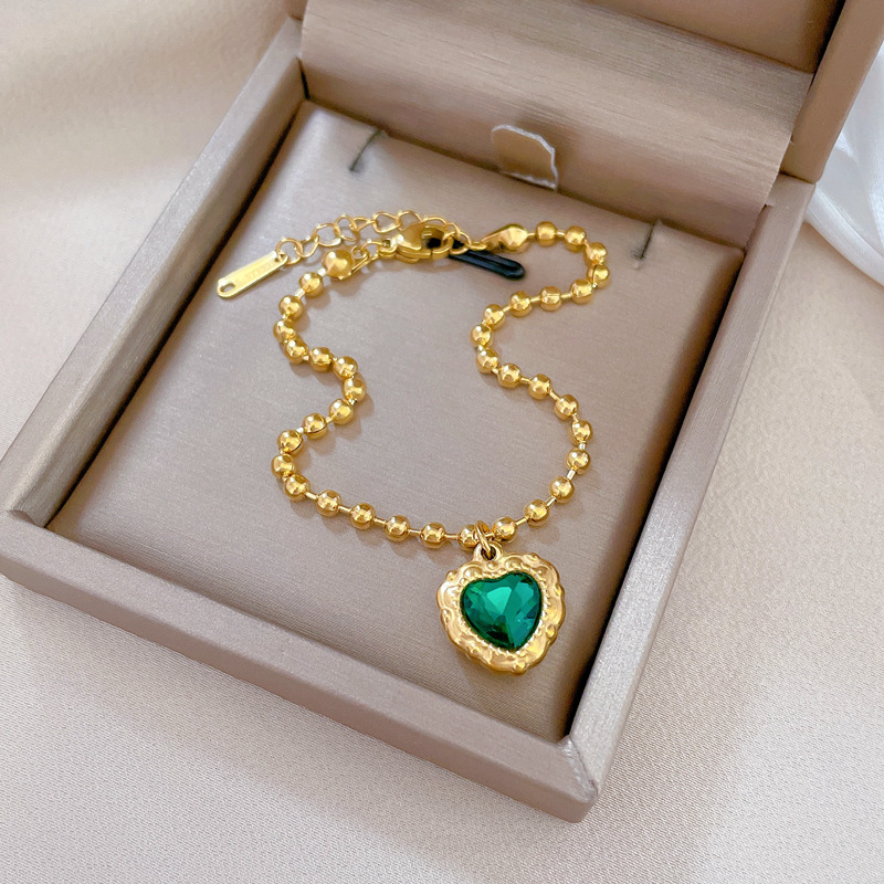 【 All-titanium Steel 】 Dongdaemun's unique and elegant green heart-shaped round bead bracelet, a retro gift for female Internet celebrities and best friends Specification drawing