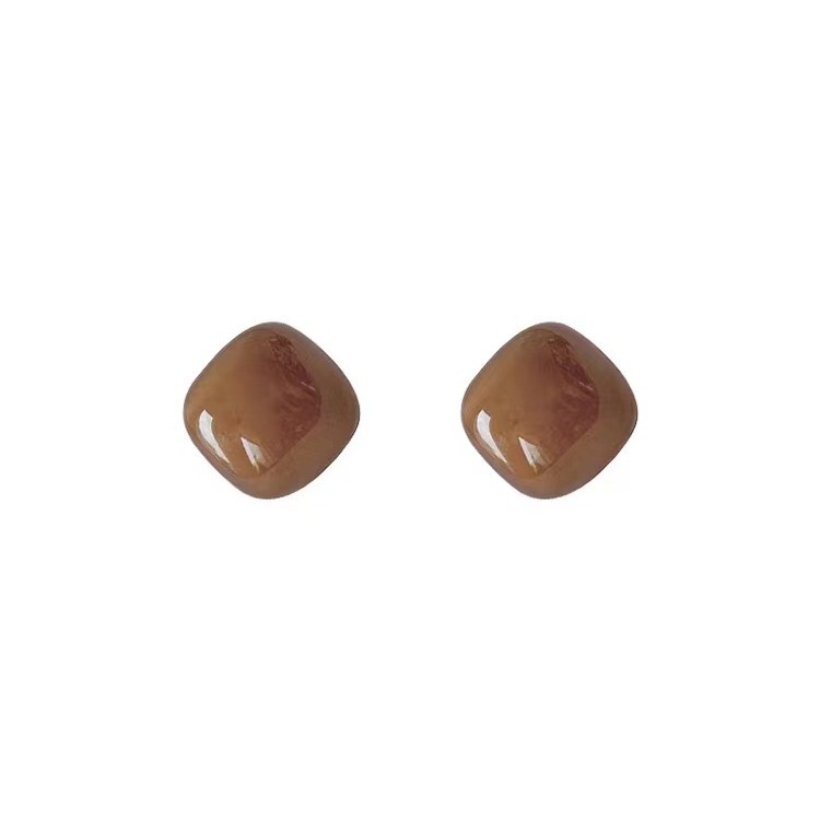 Maillard color series ~ New autumn and winter bestseller stud earrings for women, a niche, versatile, high-end and simple design earpiece on Instagram Item Picture