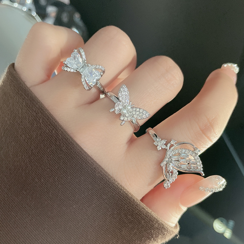 Fashionable and individual index finger ring with adjustable butterfly opening for women, a niche Instagram cool style, and a delicate ring that can be stacked details Picture