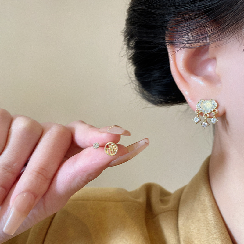 New Chinese-style peace lock set of six pieces earrings, women's diamond-encrusted high-end stud earrings, unique New Year style earrings Application Scenario