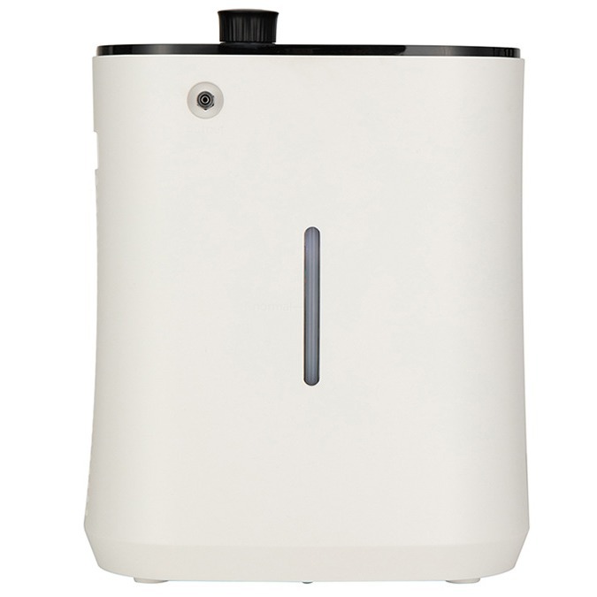 New hydrogen-oxygen machine F13 full figure