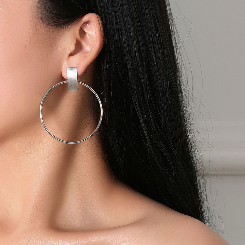 European and American InS-style simple round stud earrings, Japanese and Korean fashionable creative design ring stud earrings manufacturer accessories wholesale details Picture