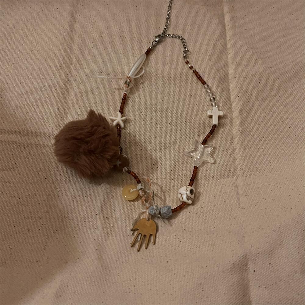 A niche skeleton y2k retro campus couple's woolen braided rope khaki necklace, handcrafted personalized sweater chain for girls details Picture
