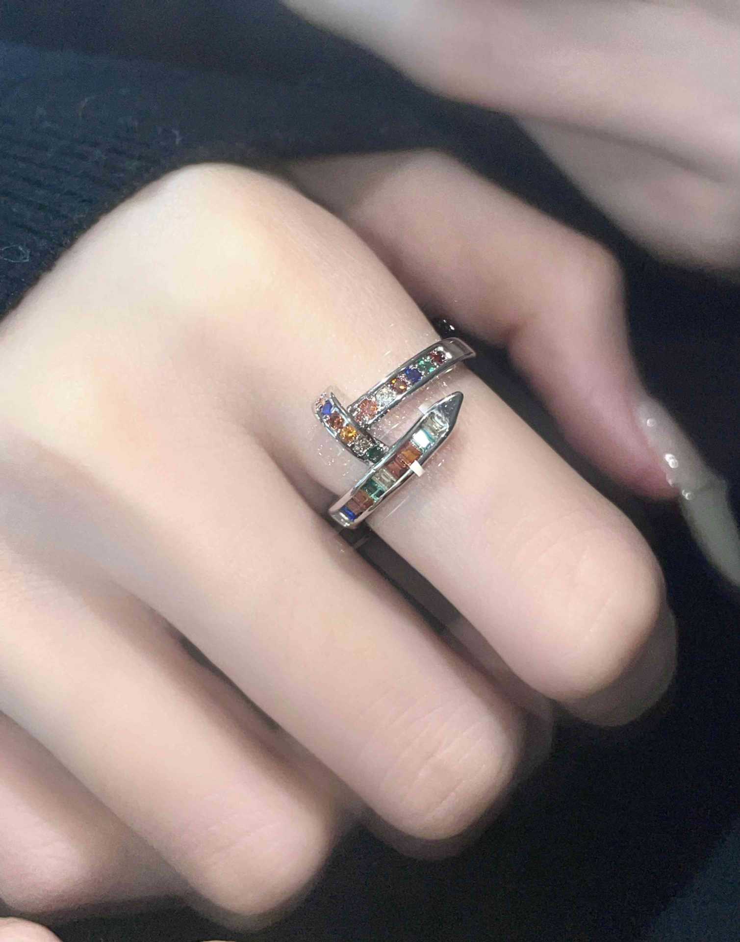 Colorful geometric zircon ring, a unique, fashionable and high-end open index finger ring accessory, a niche design ring Specification drawing