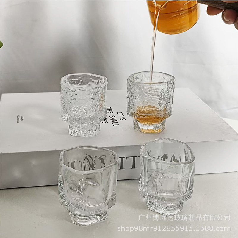 Chinese-style glazed master's cup, pleated small tea cup, Kung Fu tea cup, household single cup, tea tasting cup, glass vintage clear wine cup Specification drawing