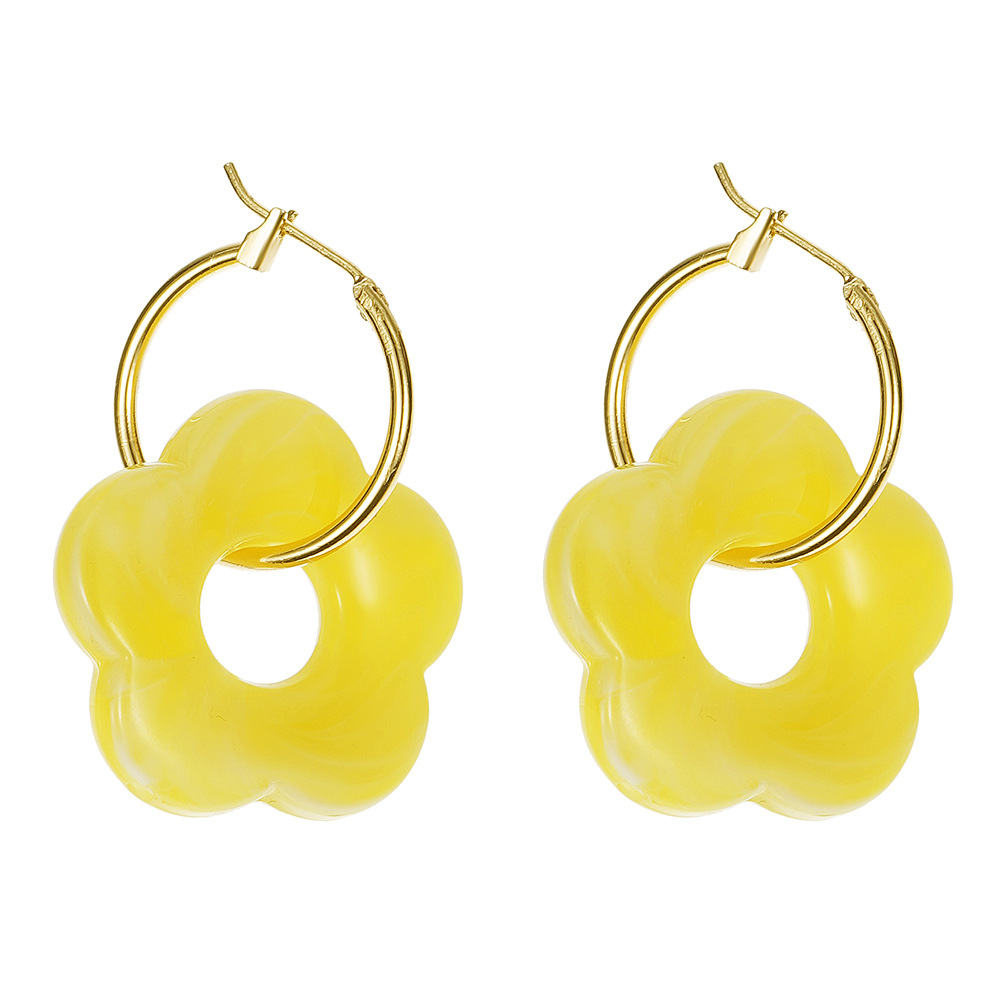 Cartoon heart bear design, Instags-style silver needle women's colorful creative and fun earring, eco-friendly and color-preserving earrings Item Picture