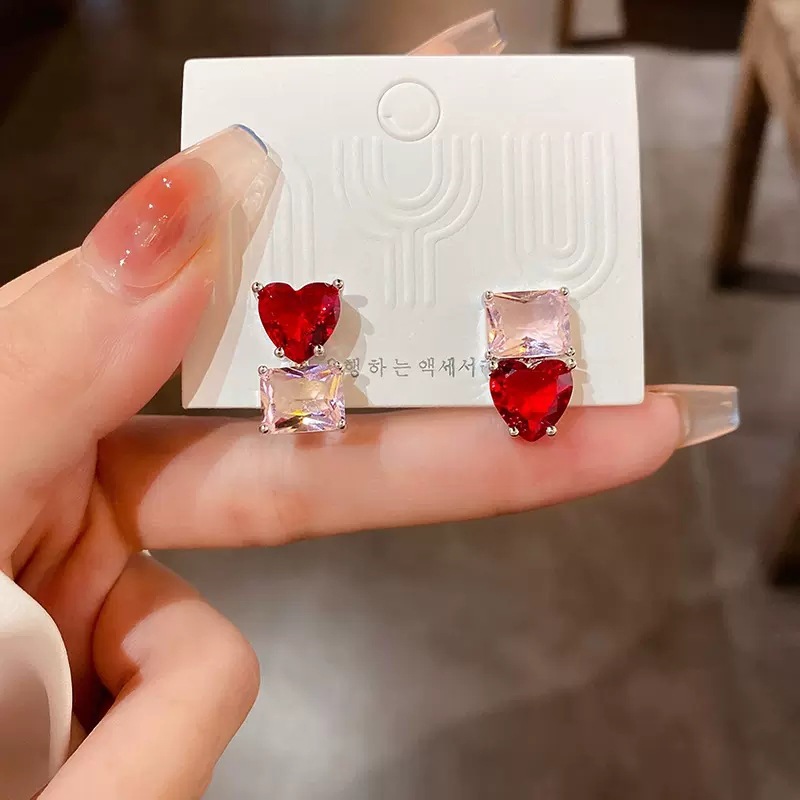 Korean style asymmetrical red heart-shaped earrings, women's light luxury and high-end niche earrings, crystal versatile stud earrings Application Scenario