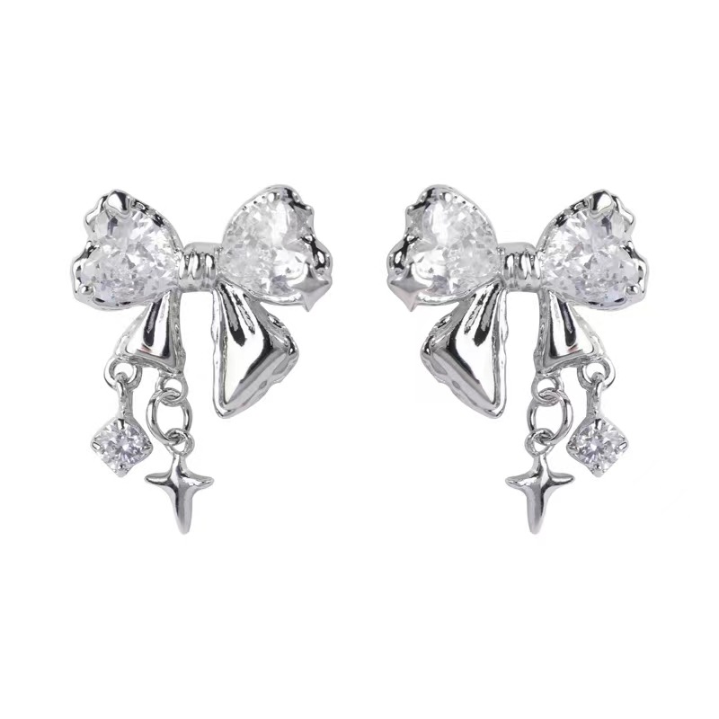Super cool! bulingbuilng Shiny butterfly stud earrings for women, sweet and fresh style, versatile earrings, forest-themed stud earrings Item Picture