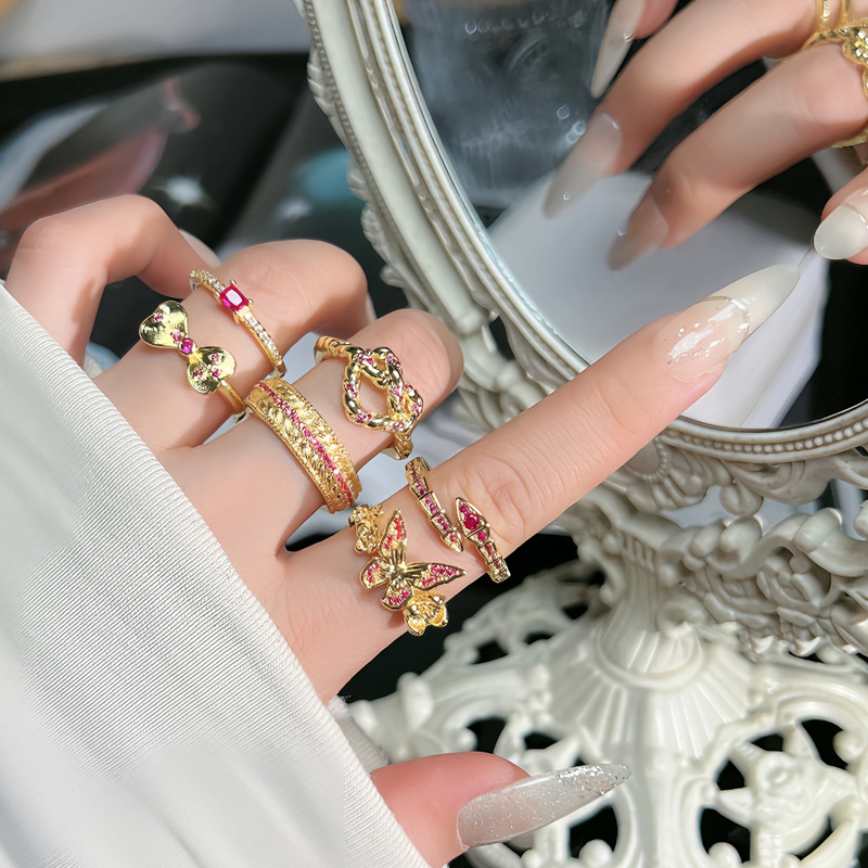 The ancient-style light luxury high-end butterfly wheat ear opening ring for women, the exquisite snake-shaped bow, the elegant and niche ring trend details Picture