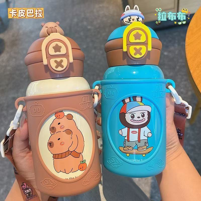 2025 New children's insulated cup, 316 stainless steel food-grade Kapipala student water cup, anti-drop strap full figure