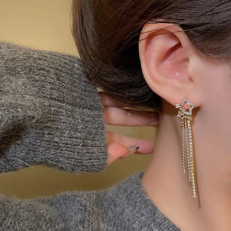 Long star tassel stud earrings for women, light luxury, high-end and versatile, sparkling diamond earrings, ins trendy, trendy and niche design ears details Picture