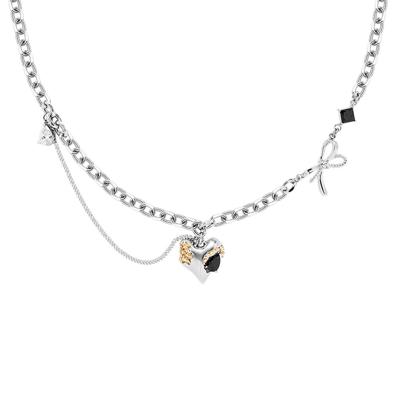 Original style copper foil heart-shaped necklace, women's light luxury high-end collarbone chain, ins fashionable and elegant thick chain pendant wholesale Item Picture