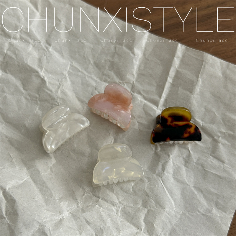 Korean-style simple acetate small hair clips, sweet and versatile small hair clips, girl bangs clips, top clips, broken hair clips, and hair accessories details Picture
