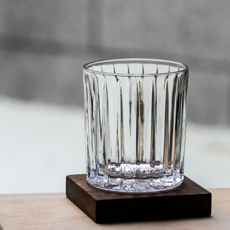 Vertical patterned glass cups, simple Nordic cups for home use, heat-resistant glass water cups, transparent creative whisky glasses Application Scenario