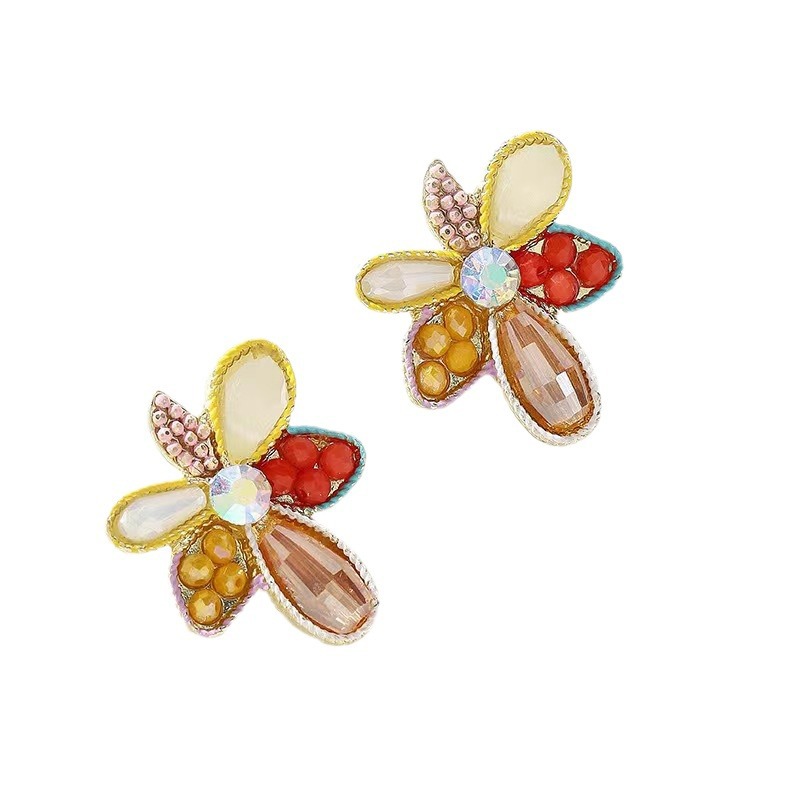 Crystal flower Stud earrings, 2025 new trendy and niche design, high-end earrings, exquisite and light luxury, versatile earrings for women Item Picture