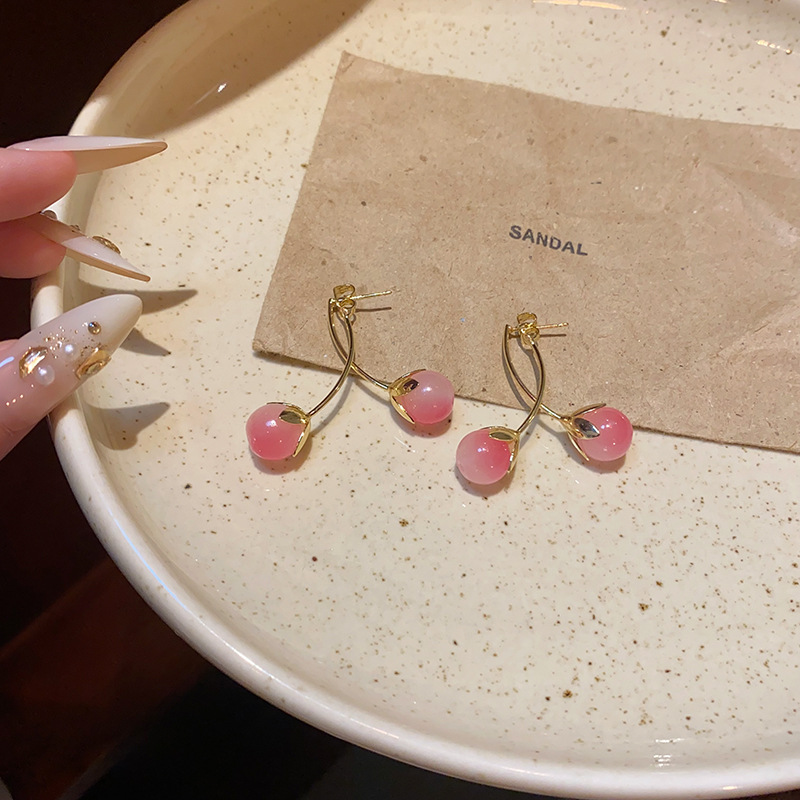 Korean sweet pink cherry earrings, super fairy-like, versatile, cute and elegant back-hanging stud earrings, best-selling earrings wholesale Application Scenario
