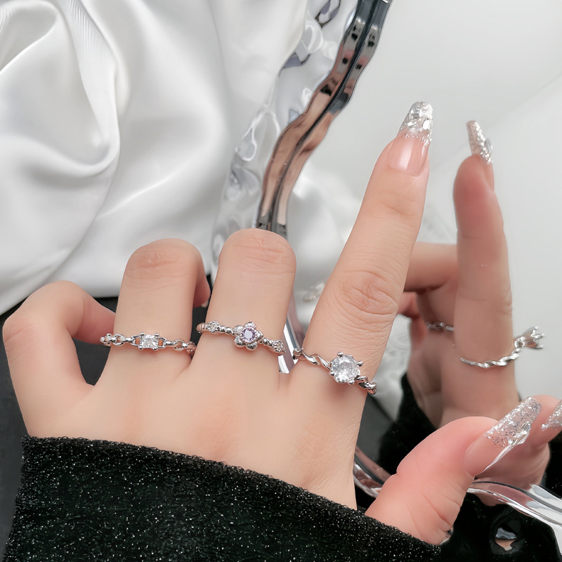 Minimalist purple diamond flower-opening ring for women, an Instagram niche design, small chain single diamond, elegant and high-end ring Specification drawing