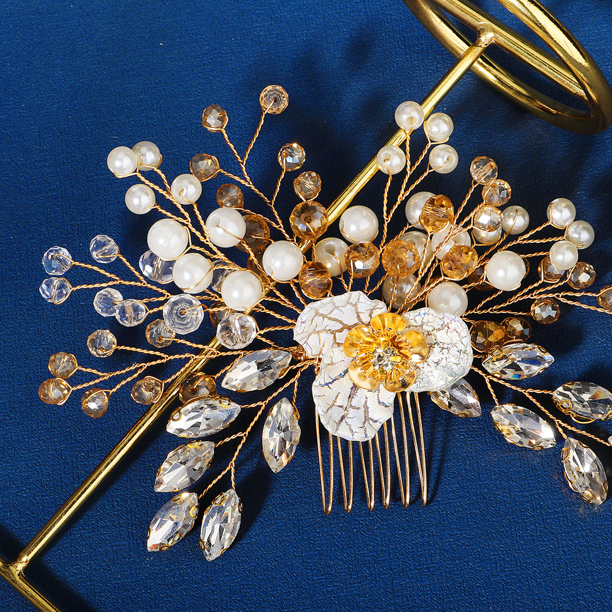 New Chinese-style Xiuhe bridal hair accessories, wedding gowns, evening gowns, headwear, ancient-style handcrafted crystal pearl hair combs, and sun-facing flower bouquets Specification drawing